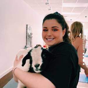 Meet your Posher, Brianna